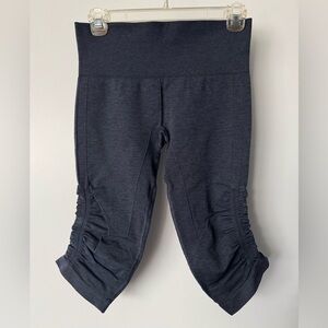 Lululemon Ebb to Street Cropped Leggings size 6